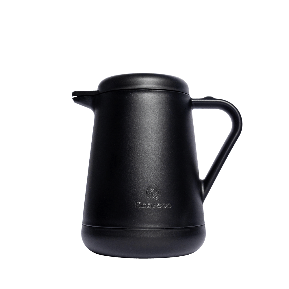 Daily Brew 600ml pot in matte black – front view on white background