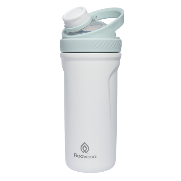 Power Shaker 710ml insulated bottle in matte white with twist lid, strainer, and ergonomic loop