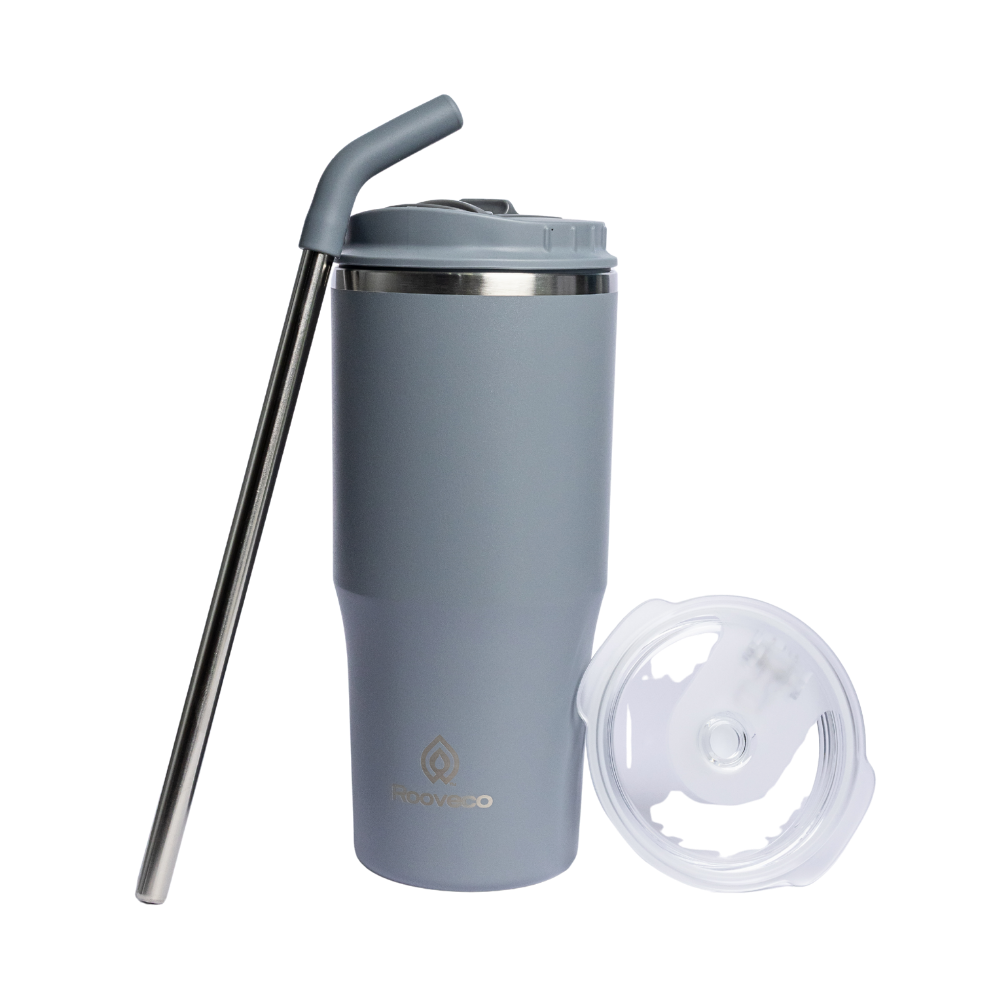 Rooveco Flow Tumbler – Grey – Product set with straw and extra lid on transparent background