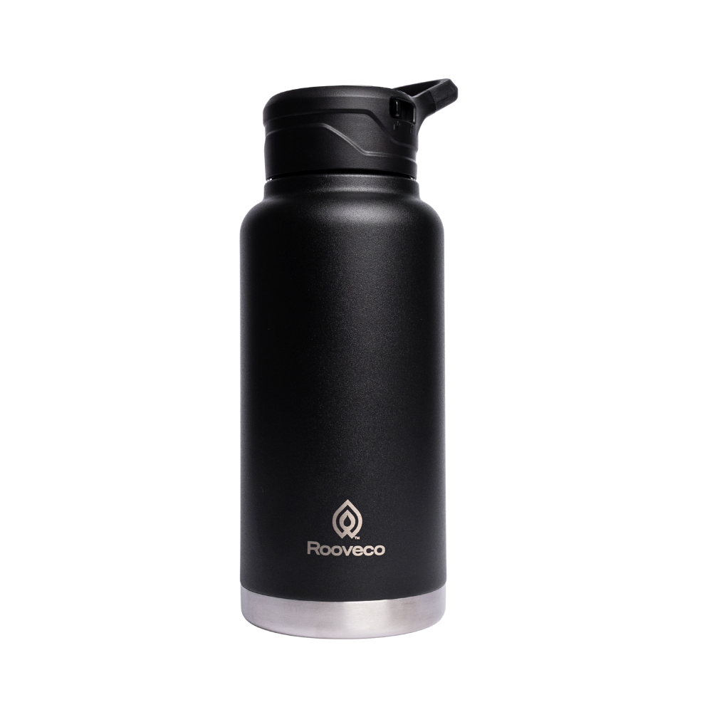 Rooveco Titan Flask – Black – Front view on transparent background